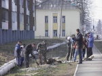 В день рождения станции специалисты ОАО «Южно-Кузбасская ГРЭС» (входит в состав ООО «Мечел-Энерго») наводили порядок на городских улицах. В день рождения станции специалисты ОАО «Южно-Кузбасская ГРЭС» (входит в состав ООО «Мечел-Энерго») наводили порядок на городских улицах.